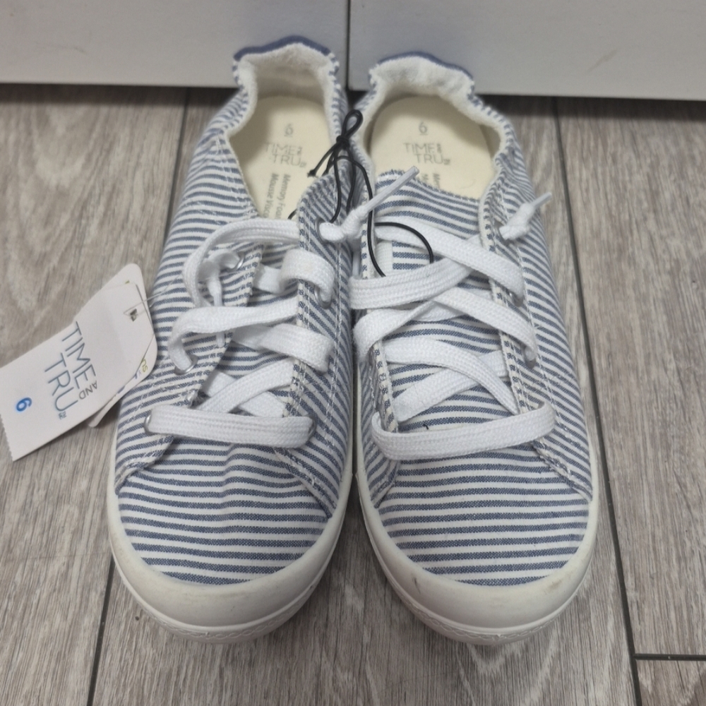 Time and Tru Womens Ahoy Navy and White Striped Memory Foam Lace-Up Sneakers